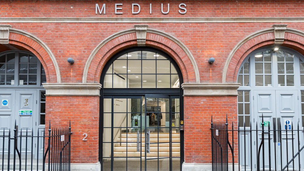 Medius House